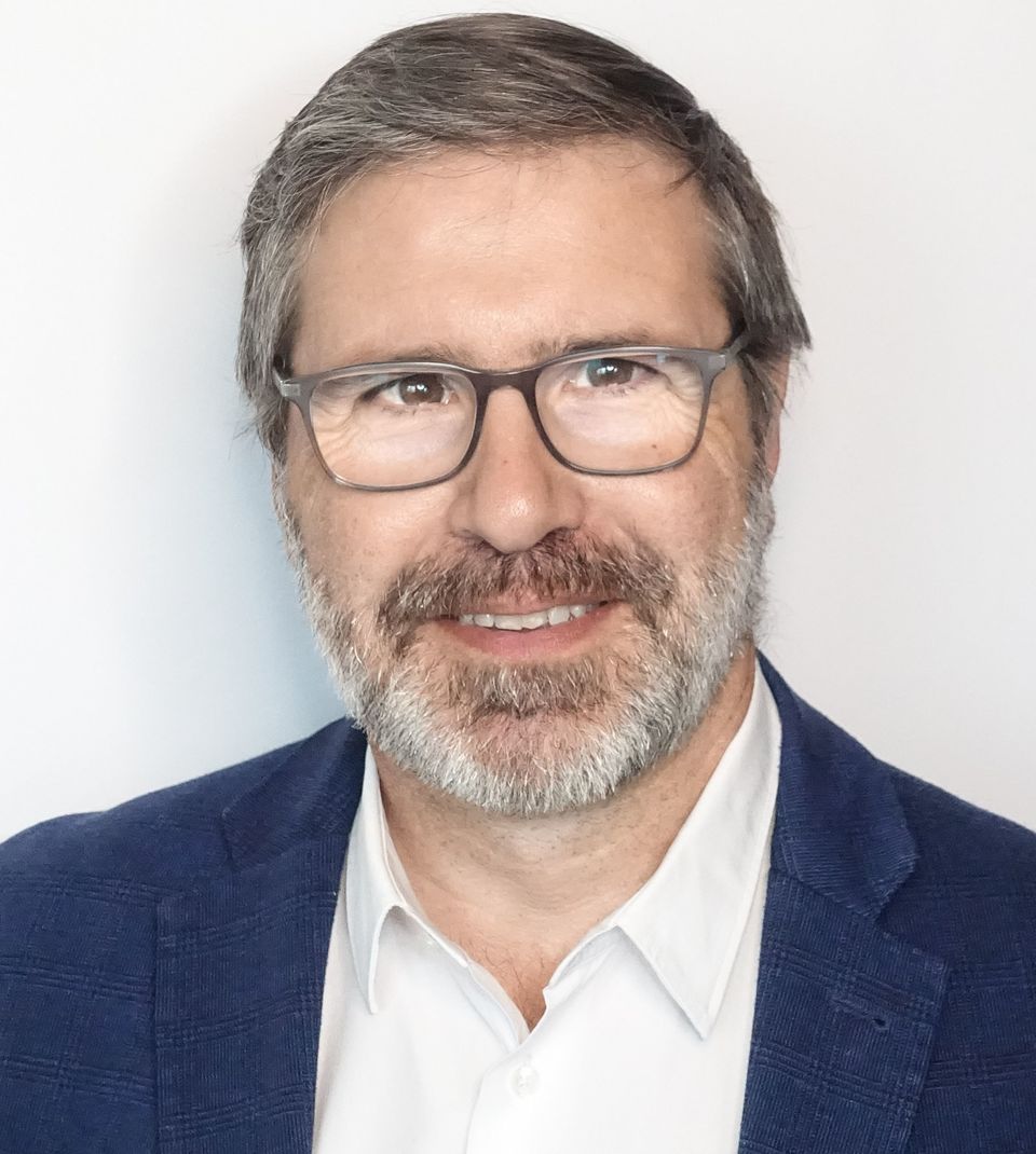 Eduardo Oslé Experto Senior, Airbus + Presidente NAFEMS Iberia Eduardo Oslé Experto Senior, Airbus + Presidente NAFEMS Iberia